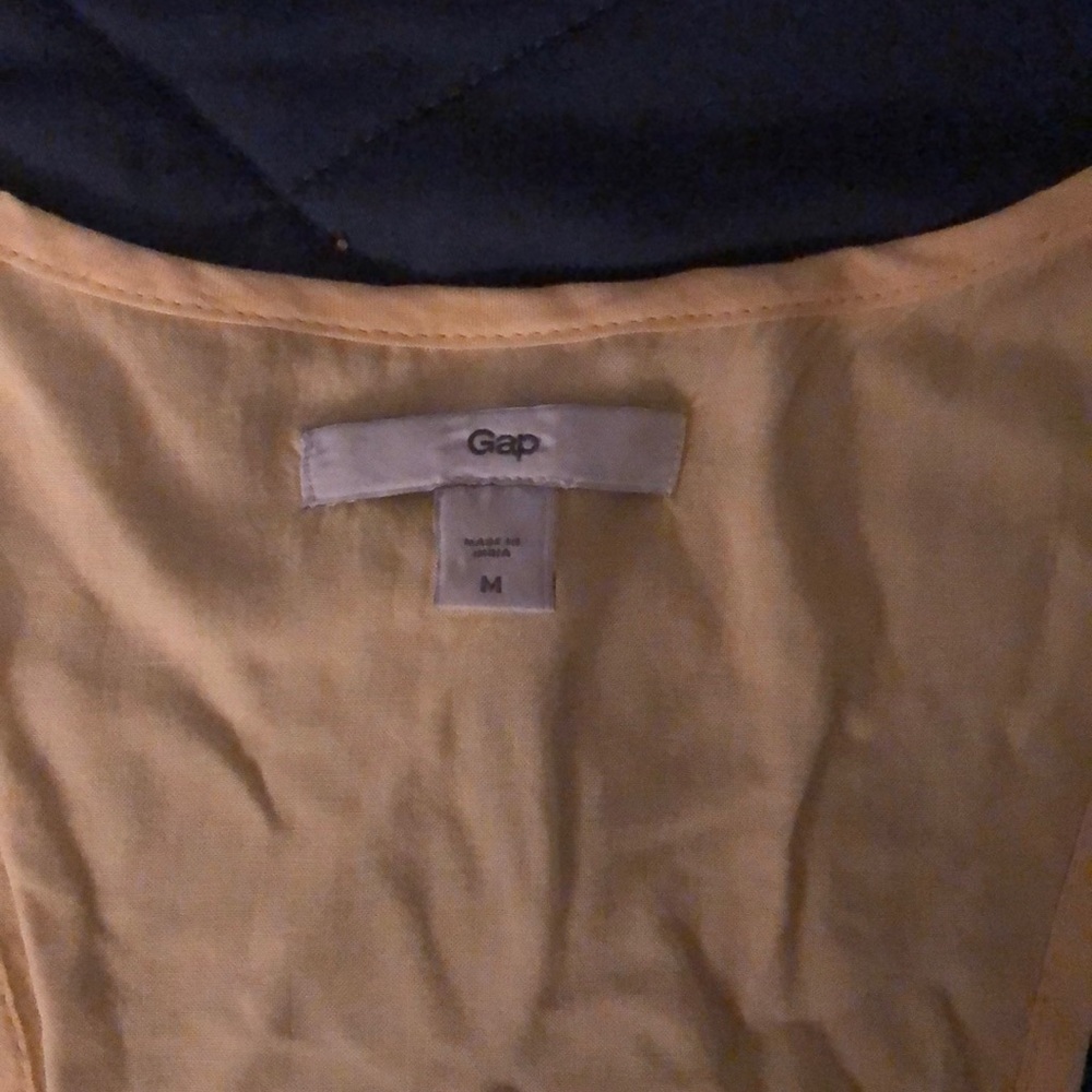 GAP- Tank Top - Picture 3 of 3